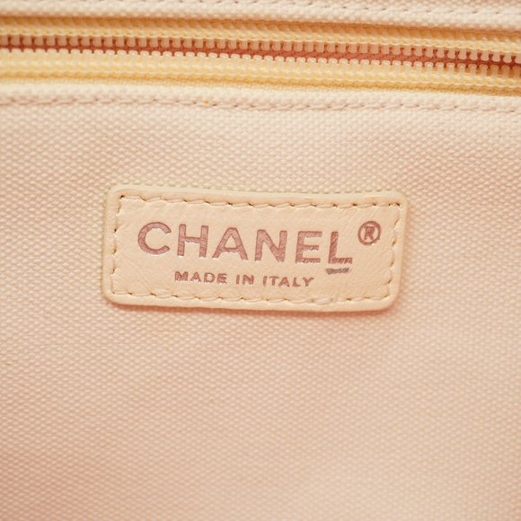 CHANELAuth  Cruise Line Miami Women's Canvas Tote Bag Ivory,Pink - Picture 5 of 10